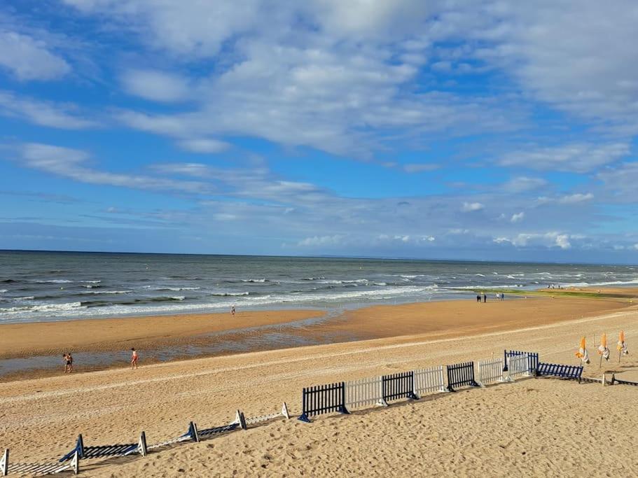 Studio Chic, Hyper Centre, 4 Minutes De La Plage Cabourg Exteriér fotografie