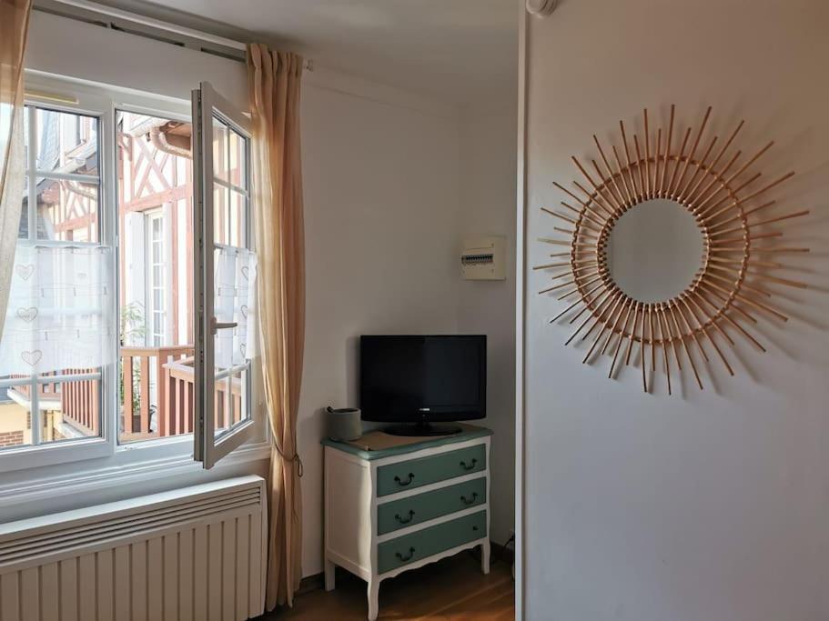 Studio Chic, Hyper Centre, 4 Minutes De La Plage Cabourg Exteriér fotografie
